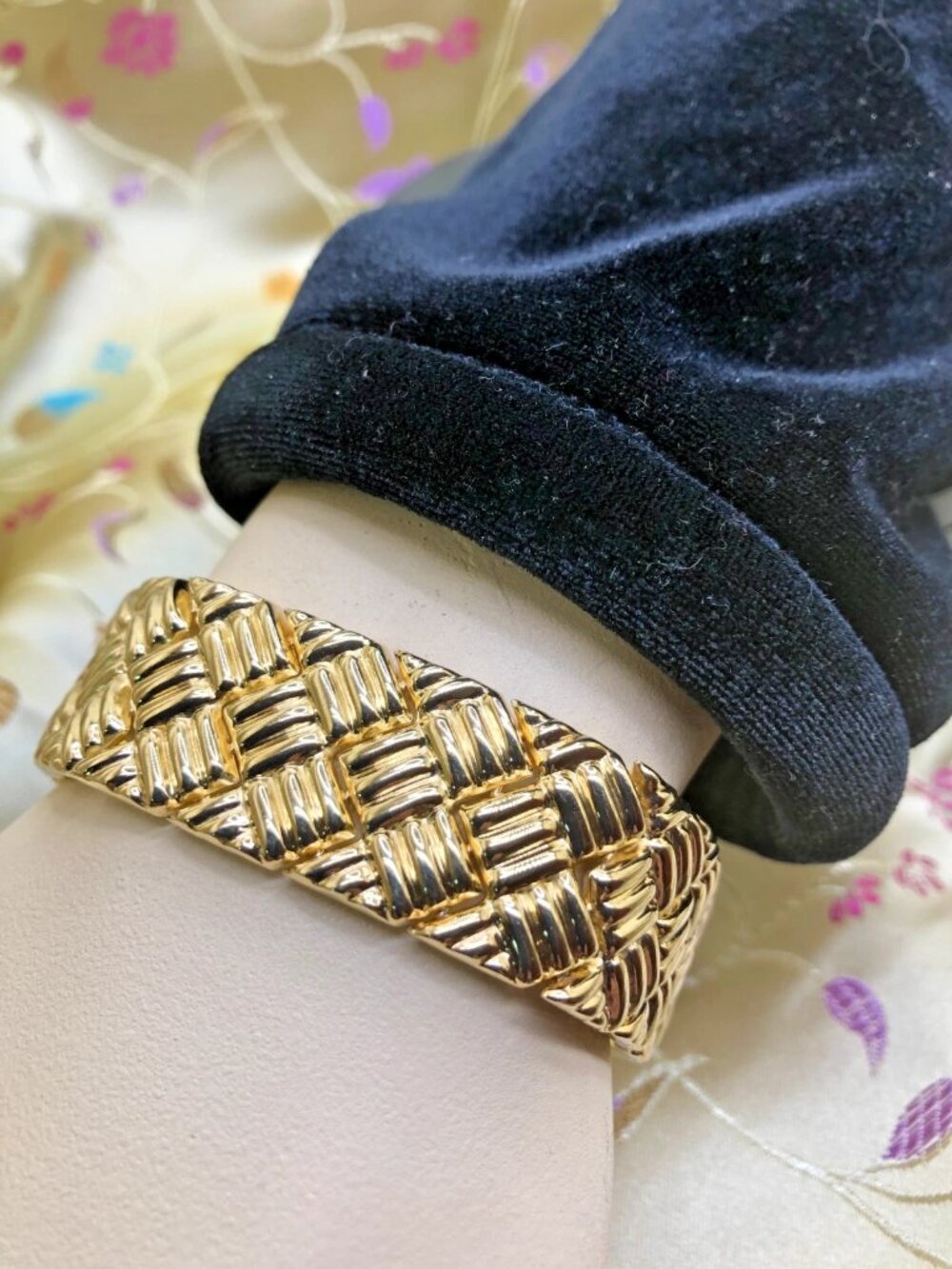 ESTATE:  Vintage 925/Vermeil Puffy Basket Weave Cuff Bracelet, gorgeous, HEAVY